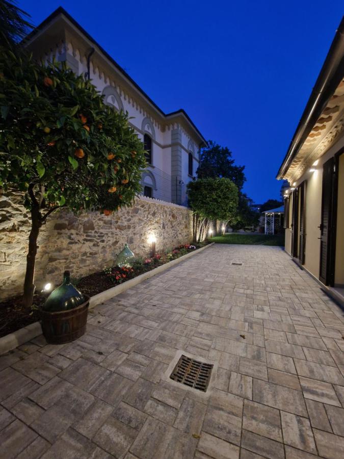 Serra Di Mare Casa Con Giardino Livorno Esterno foto